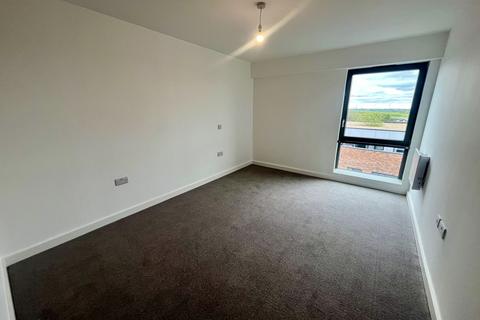 1 bedroom penthouse to rent, Armstrong House, Fletton Quays, Peterborough