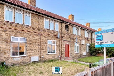 Armstead Walk, Dagenham, RM10