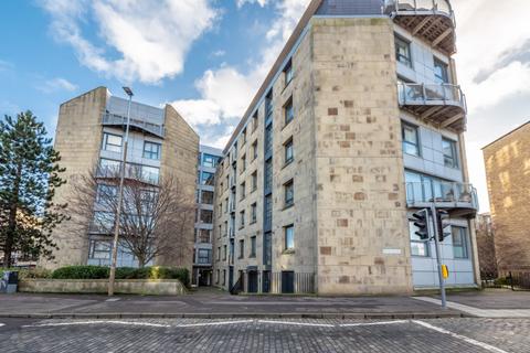 2 bedroom flat for sale, 101/22 East London Street, Edinburgh, EH7