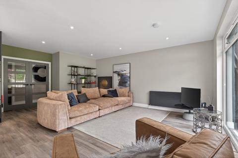 3 bedroom bungalow for sale, 38 Duddingston Row, Edinburgh, EH15 3ND