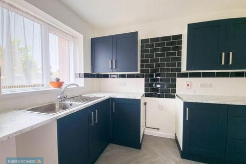 2 bedroom house to rent, Biddiscombe Close, Somerset TA6