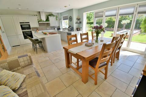 5 bedroom detached house for sale, Dormy Crescent, Ferndown, BH22