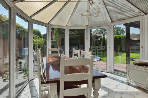 4 bedroom detached house for sale, Harborne Court, Two Mile Ash, Milton Keynes