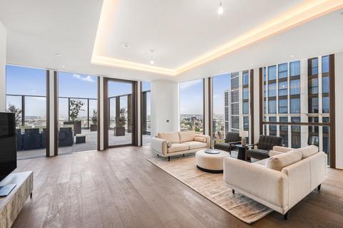 4 bedroom apartment to rent, Thames City, London SW8