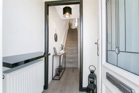 3 bedroom semi-detached house for sale, Golspie Avenue, Airdrie, North Lanarkshire, ML6