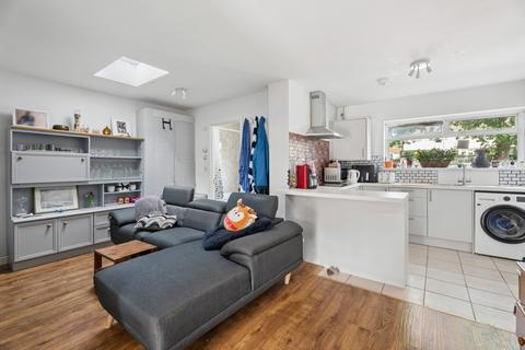 4 bedroom semi-detached house for sale, Oakfield, Mill End, Rickmansworth, Herts, WD3