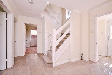 4 bedroom detached house for sale, Illingworth Way, Foxton, Cambridge, Cambridgeshire, CB22