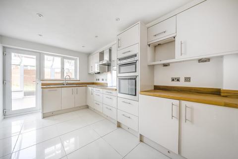 3 bedroom link detached house to rent, Field View, Knightwood Park Chandler's Ford