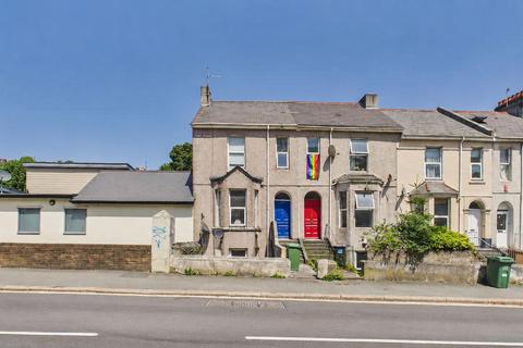 Flat - Percy Terrace, Plymouth, PL4
