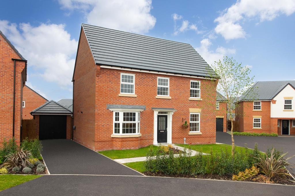 4 bedroom detached house for sale