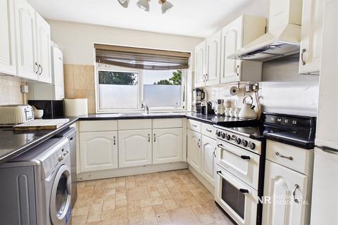 1 bedroom flat for sale, West Ewell KT19