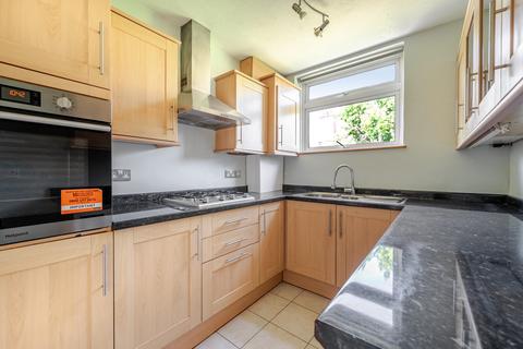 2 bedroom flat for sale, Ellesmere Road, Weybridge, KT13