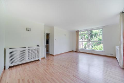 2 bedroom flat for sale, Ellesmere Road, Weybridge, KT13