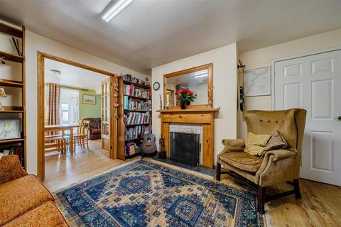 4 bedroom townhouse for sale, Church Street, Malpas.