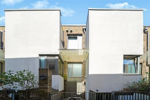 4 bedroom house for sale, College Yard, London, NW5