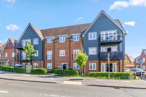 2 bedroom apartment for sale, Harrys Way, Faygate, West Sussex, RH12 0DT