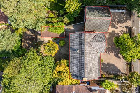 3 bedroom detached house for sale, Motcombe Road, Poole BH13