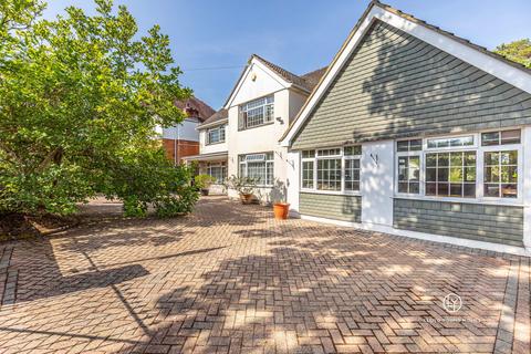 3 bedroom detached house for sale, Motcombe Road, Poole BH13