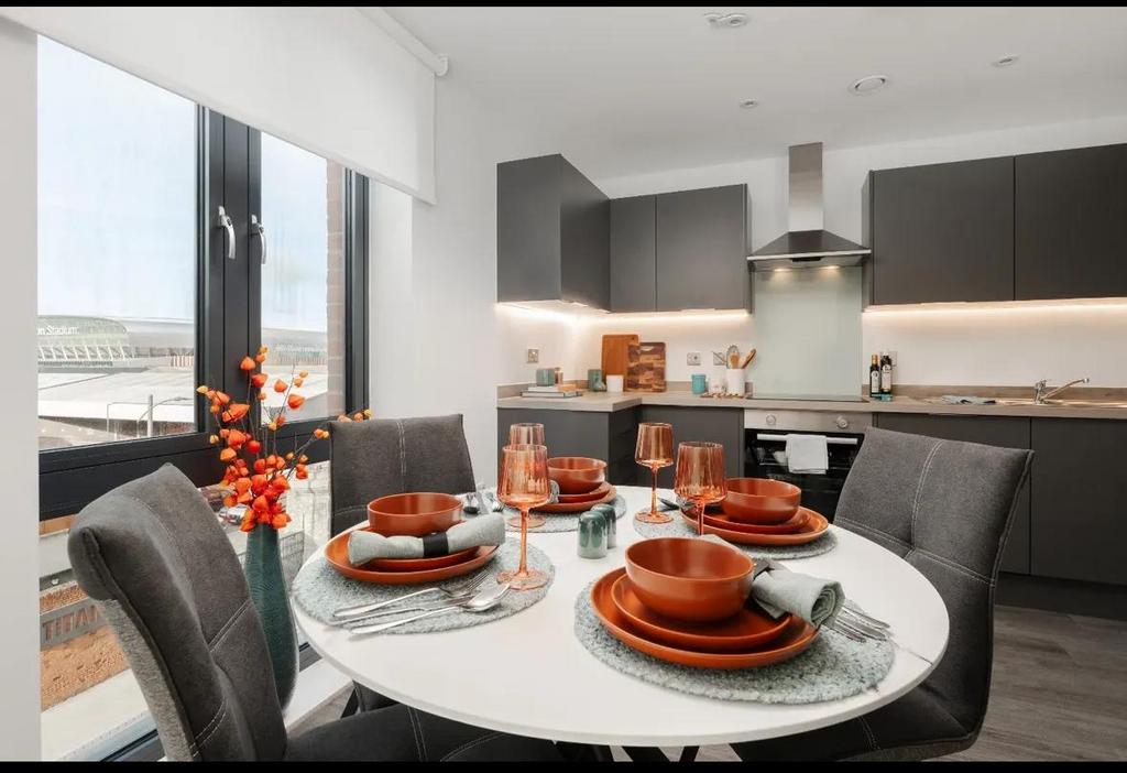 Apartment in Liverpool, Vauxhall - View 3