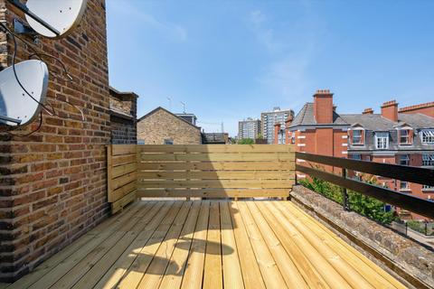 2 bedroom flat for sale, Saltram Crescent, London W9