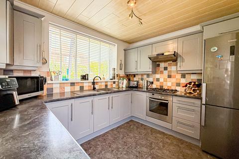 3 bedroom semi-detached house for sale, Melbreck Road, Liverpool, L18