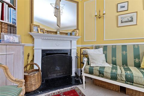 4 bedroom semi-detached house for sale, Tilford Road, Surrey GU26