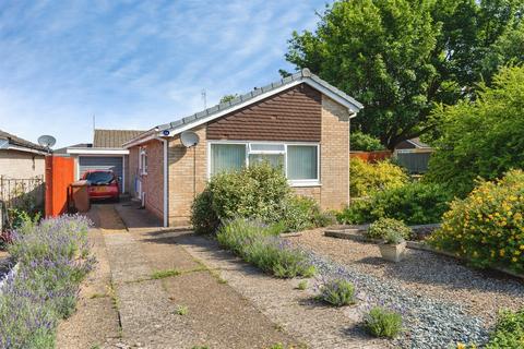 2 bedroom detached bungalow for sale, Kestrel Drive, Brandon