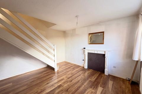 2 bedroom cluster house for sale, Dore Close, Northampton
