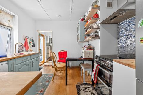 1 bedroom ground floor flat for sale, Northwood Road, Thornton Heath