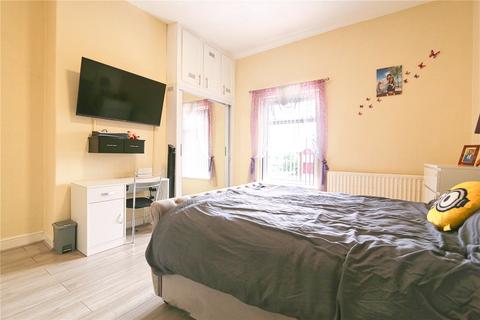 2 bedroom end of terrace house for sale, Board Street, Greater Manchester OL6