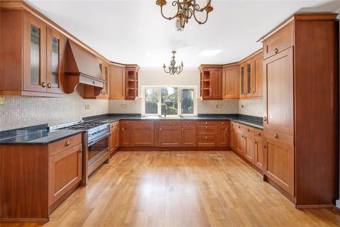 5 bedroom detached house to rent, Ballard Close, Kingston upon Thames, KT2