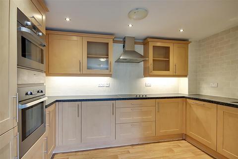 2 bedroom retirement property for sale, 32 St. Botolphs Road, Worthing BN11