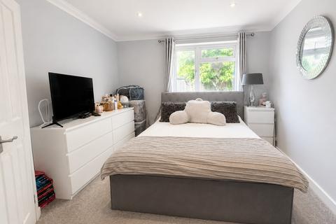 2 bedroom ground floor flat for sale, Thyme Road, Tiptree