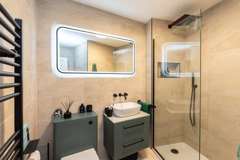 1 bedroom apartment for sale, South Street, Dorking