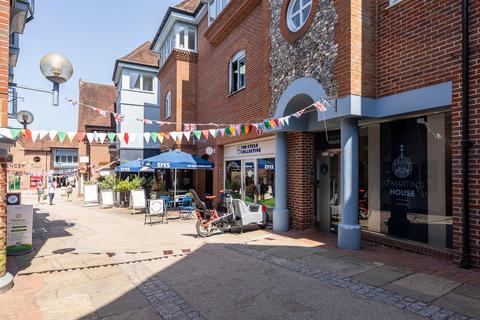1 bedroom apartment for sale, St Martins Walk, Dorking