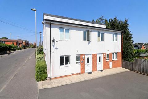 2 bedroom semi-detached house for sale, Albert Street, Fleet GU51