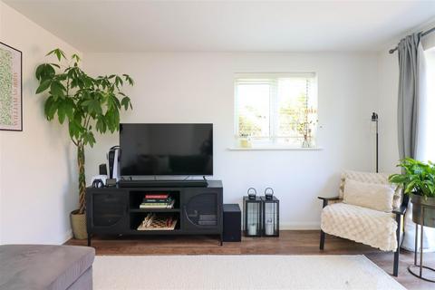 2 bedroom semi-detached house for sale, Albert Street, Fleet GU51