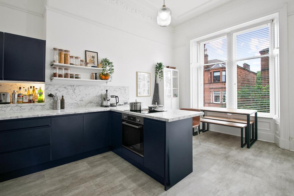 Apartment in Glasgow, Langside - View 4