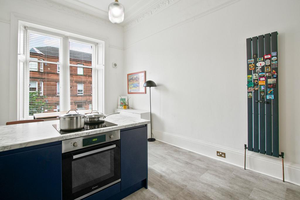 Apartment in Glasgow, Langside - More