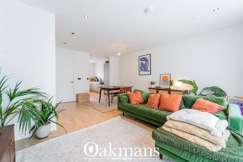 4 bedroom house for sale, South Loop Sqaure, Birmingham, B16