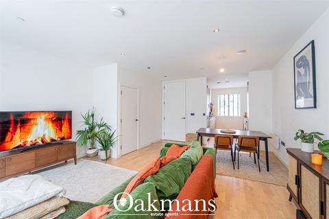 4 bedroom house for sale, South Loop Sqaure, Birmingham, B16