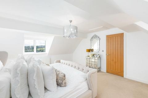 4 bedroom detached house for sale, 24 Greenside Gardens, Friendly HX6 2UP
