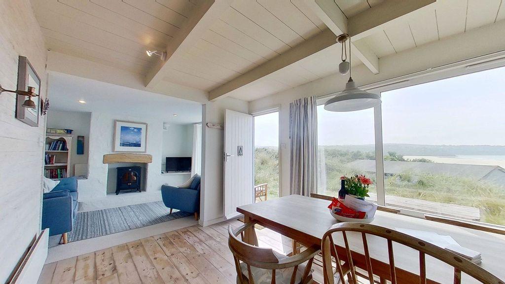 3 bedroom property for sale