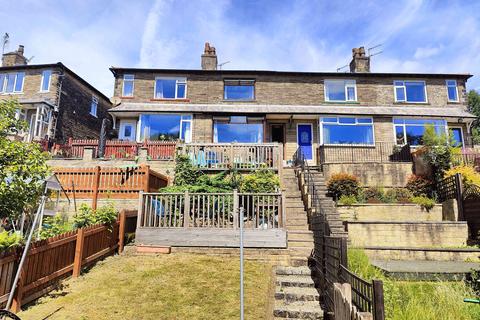 2 bedroom terraced house for sale, Woodroyd Gardens, Luddendenfoot HX2
