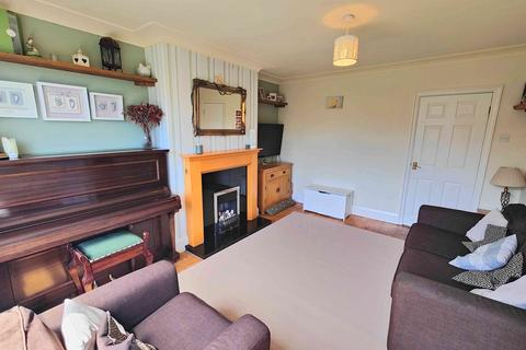 2 bedroom terraced house for sale, Woodroyd Gardens, Luddendenfoot HX2