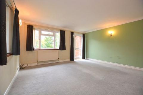 2 bedroom maisonette for sale, Westfield Park, Hatch End