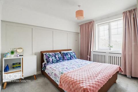 2 bedroom flat for sale, Duggie Carter Court, King's Lynn