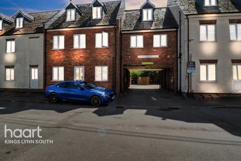 2 bedroom flat for sale, Duggie Carter Court, King's Lynn