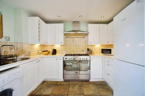 East Barnet Road, Barnet, EN4