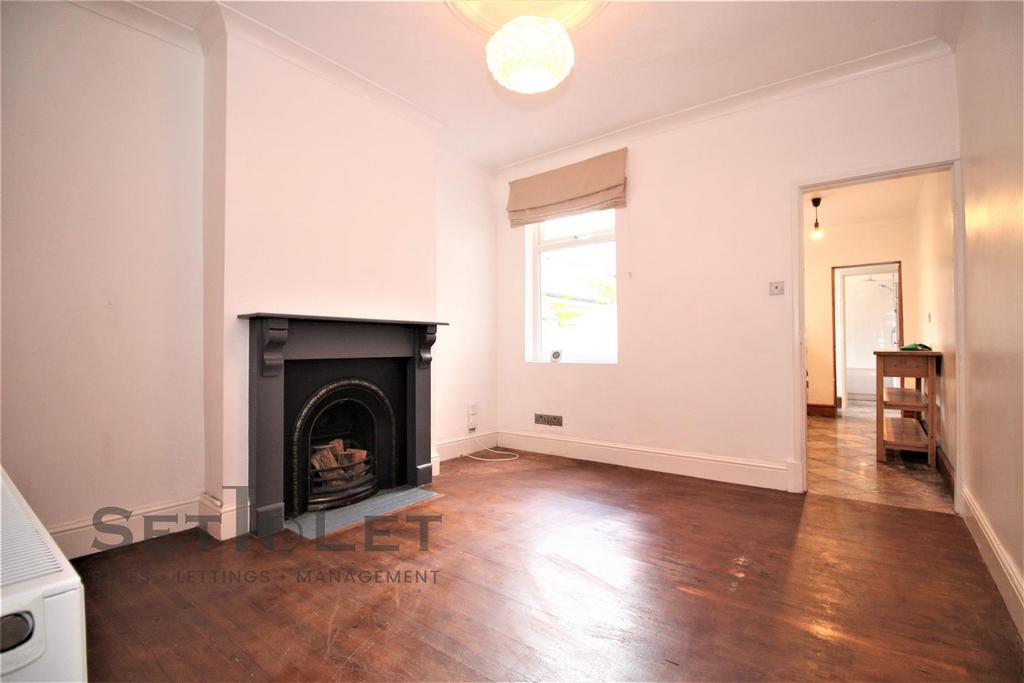 House in Leicester, City of Leicester - View 4